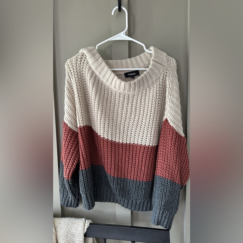 Vici sweater